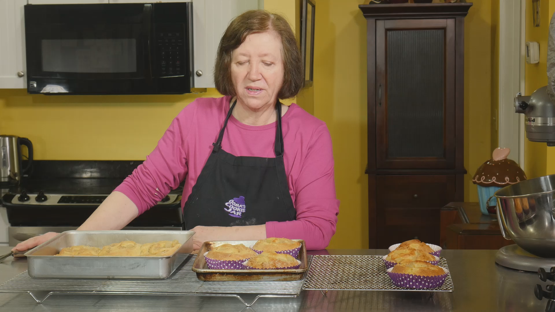 Thumbnail image for Oomas Cookie Jar - Episode 70 - Almond Pear Cinnamon Buns
